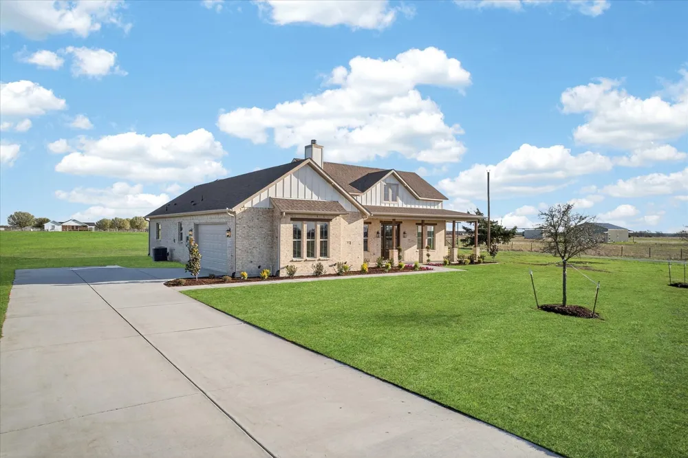 861 Alondrita Street Celeste, TX 75423