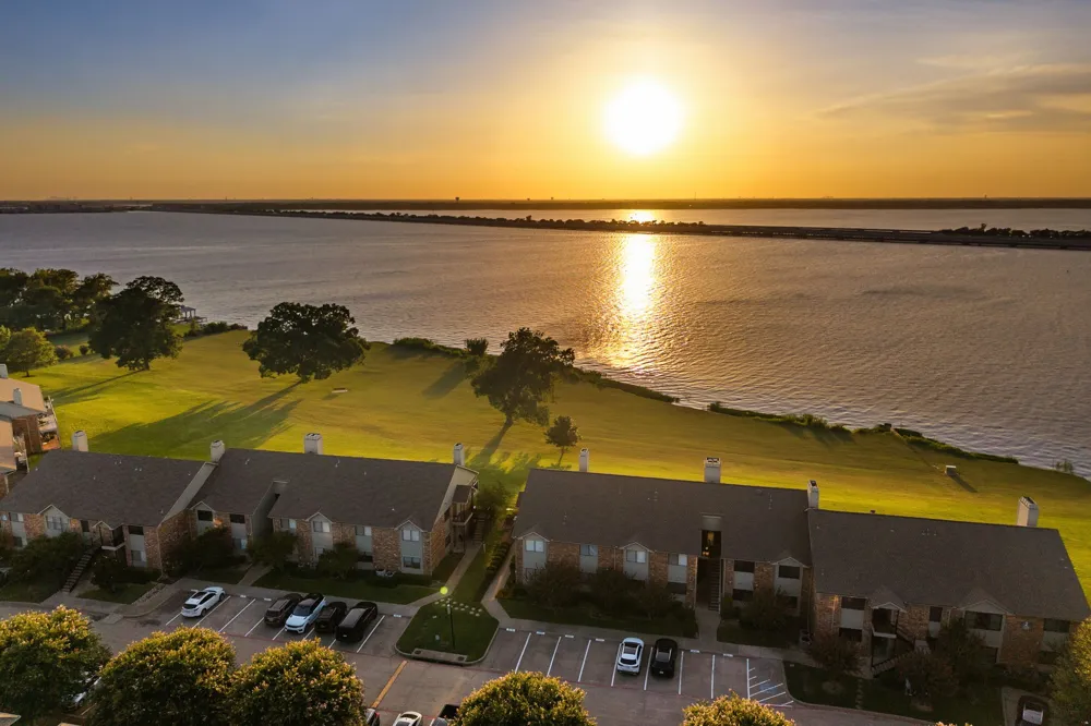 1860 Signal Ridge Place Rockwall, TX 75032