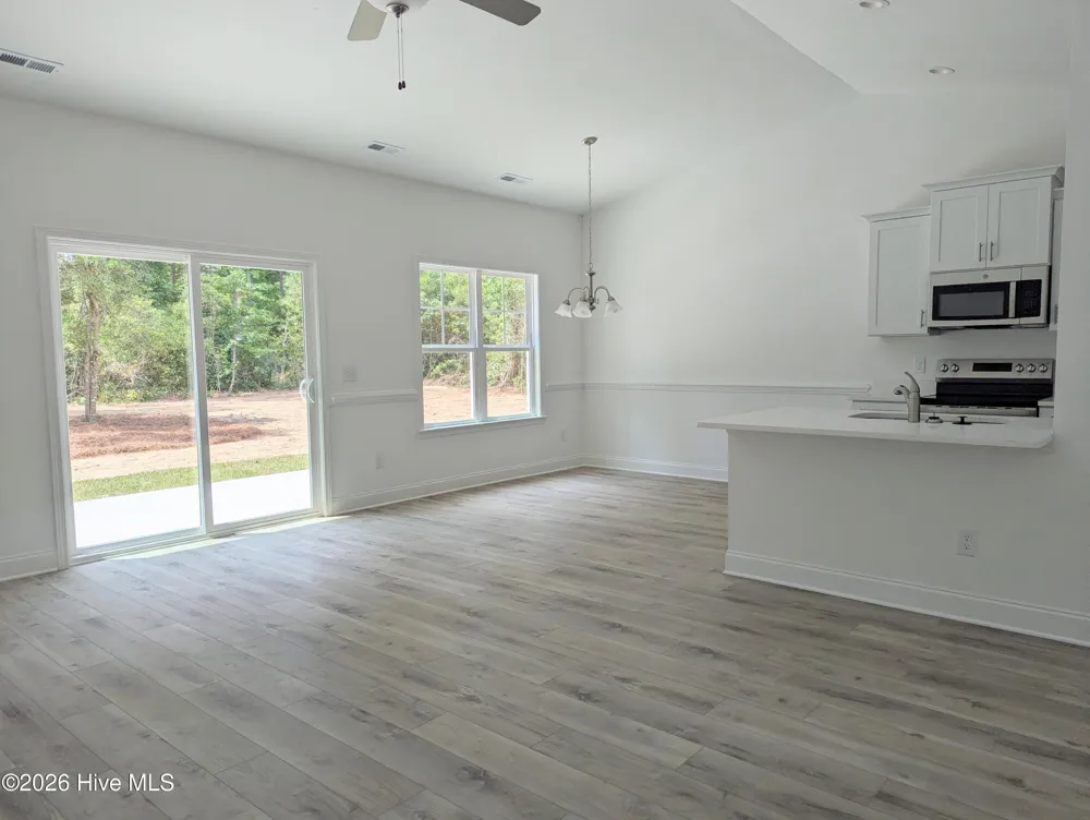 423 Vineyard Trace Currie, NC 28435