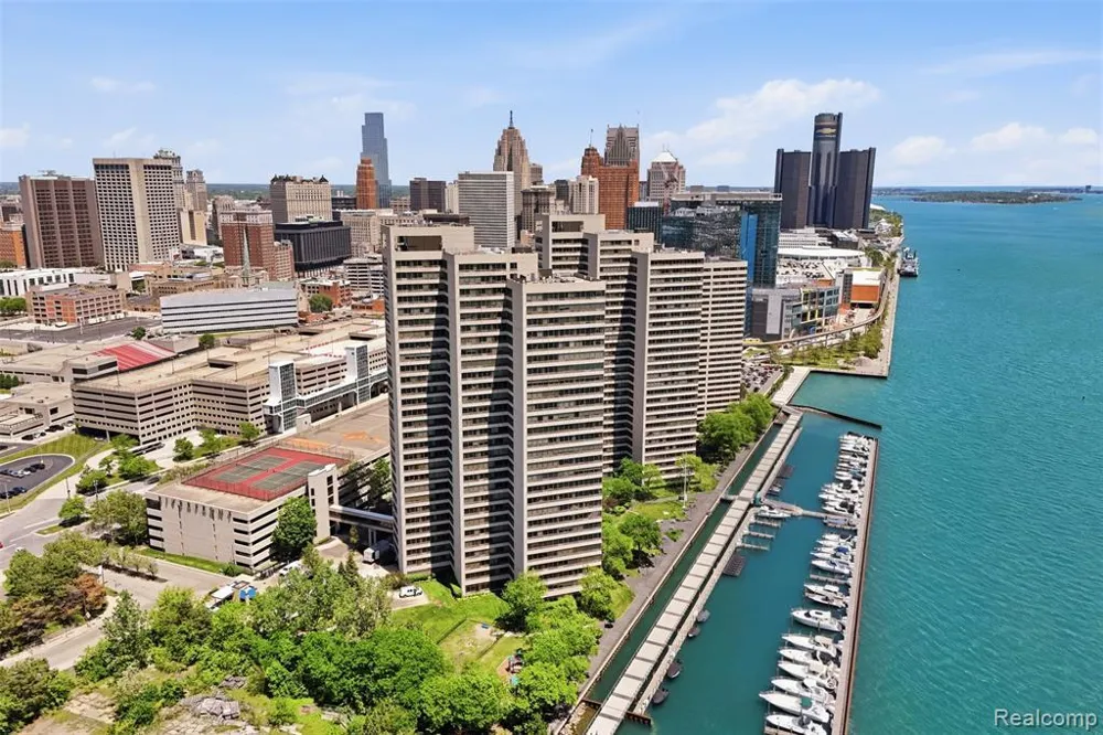 300 Riverfront Drive Detroit, MI 48226