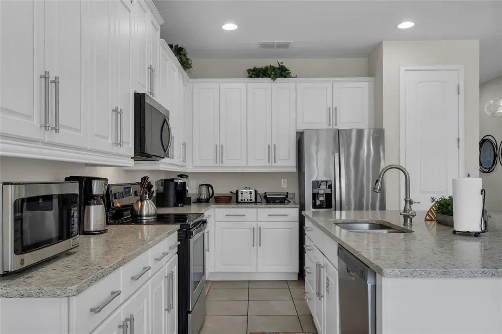7685 FAIRFAX DRIVE Kissimmee, FL 34747