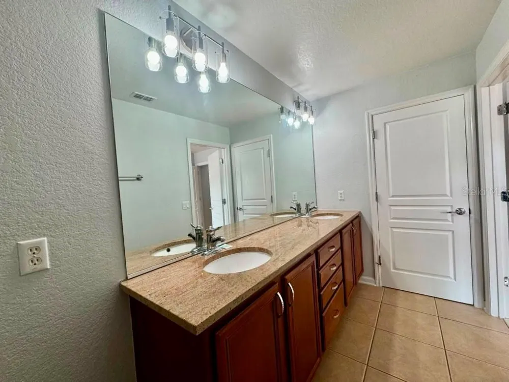 7713 JAILENE DRIVE Windermere, FL 34786