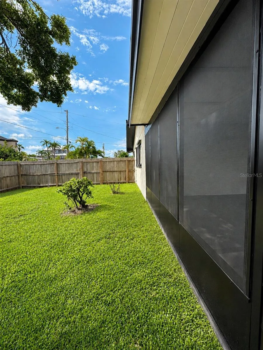 212 DRIFTWOOD PLACE Palm Harbor, FL 34683