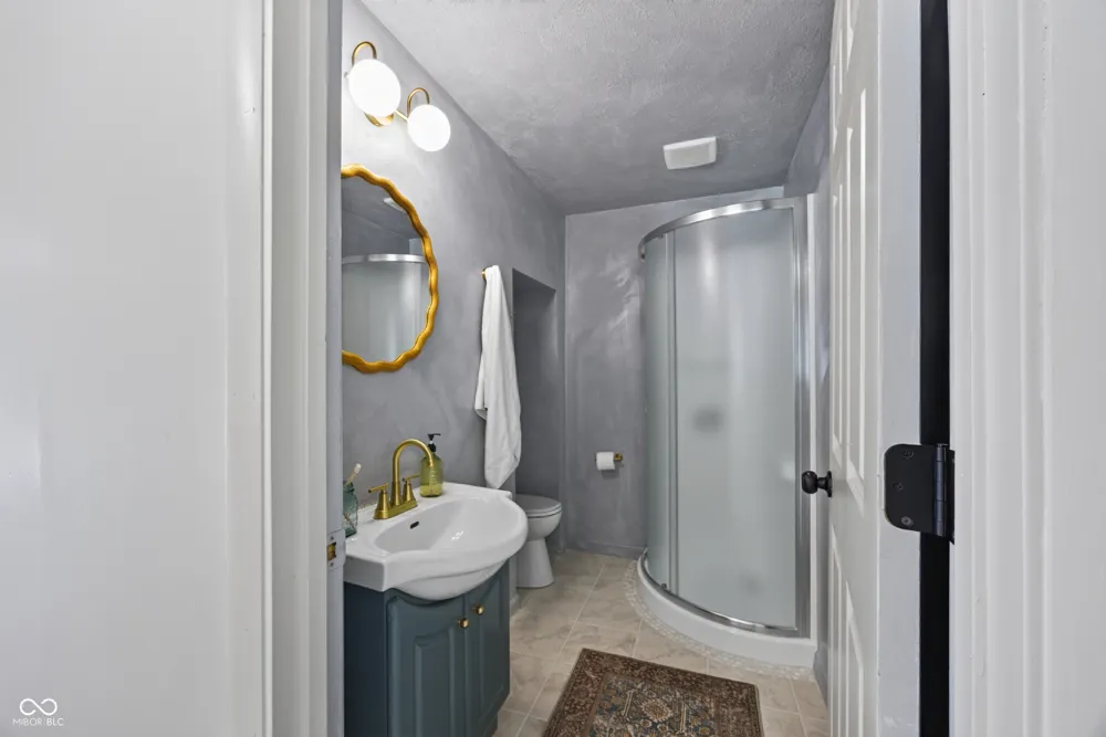 340 E Brittany Way Ellettsville, IN 47429