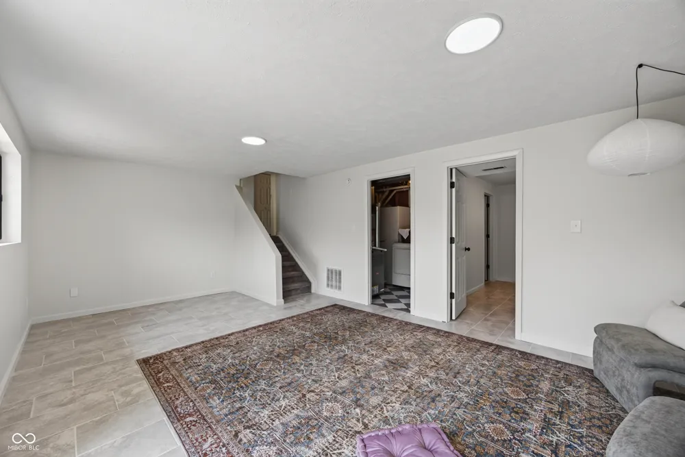340 E Brittany Way Ellettsville, IN 47429