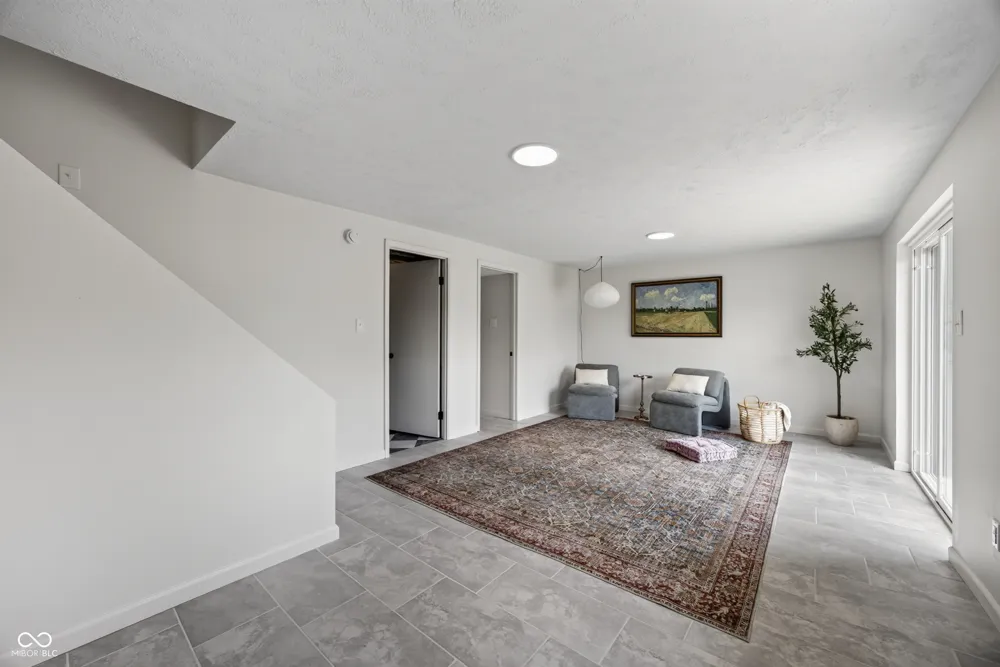 340 E Brittany Way Ellettsville, IN 47429