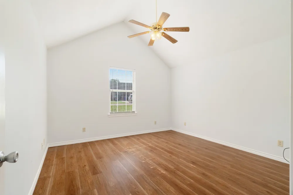 329 Helena Drive Powderly, TX 75473