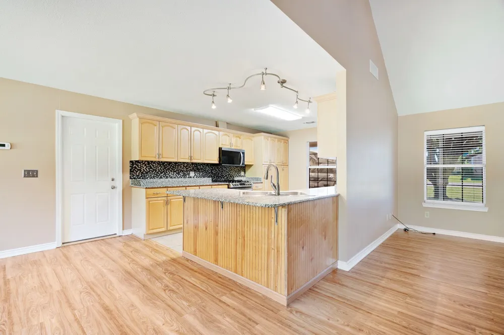 329 Helena Drive Powderly, TX 75473