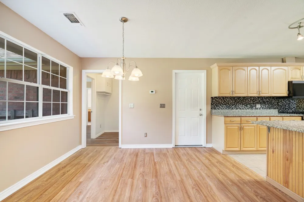 329 Helena Drive Powderly, TX 75473