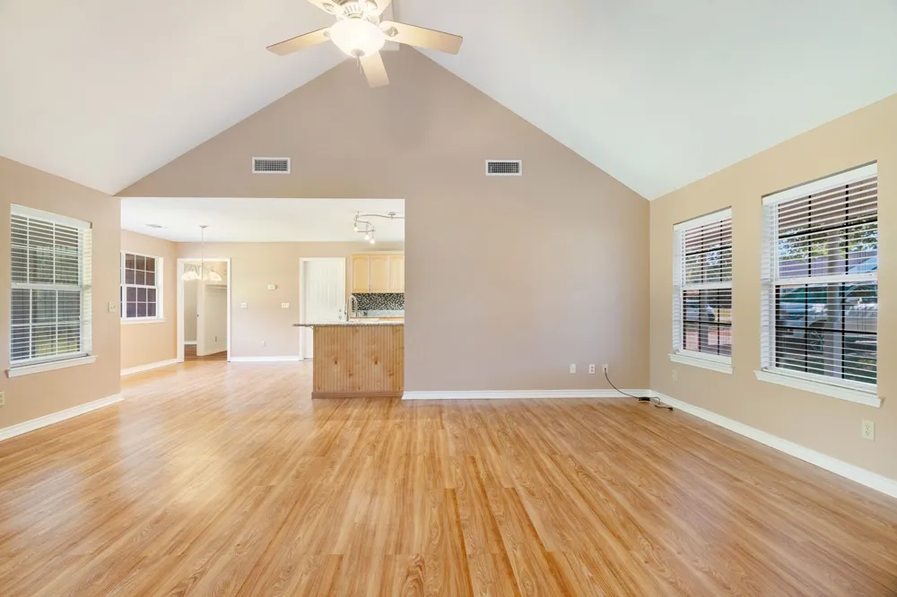 329 Helena Drive Powderly, TX 75473