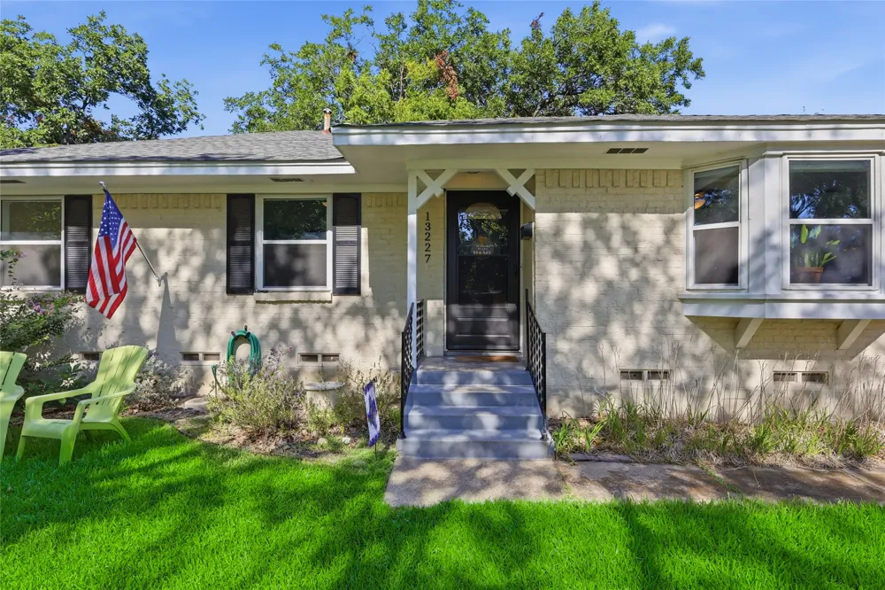 13227 Challaburton Drive Farmers Branch, TX 75234