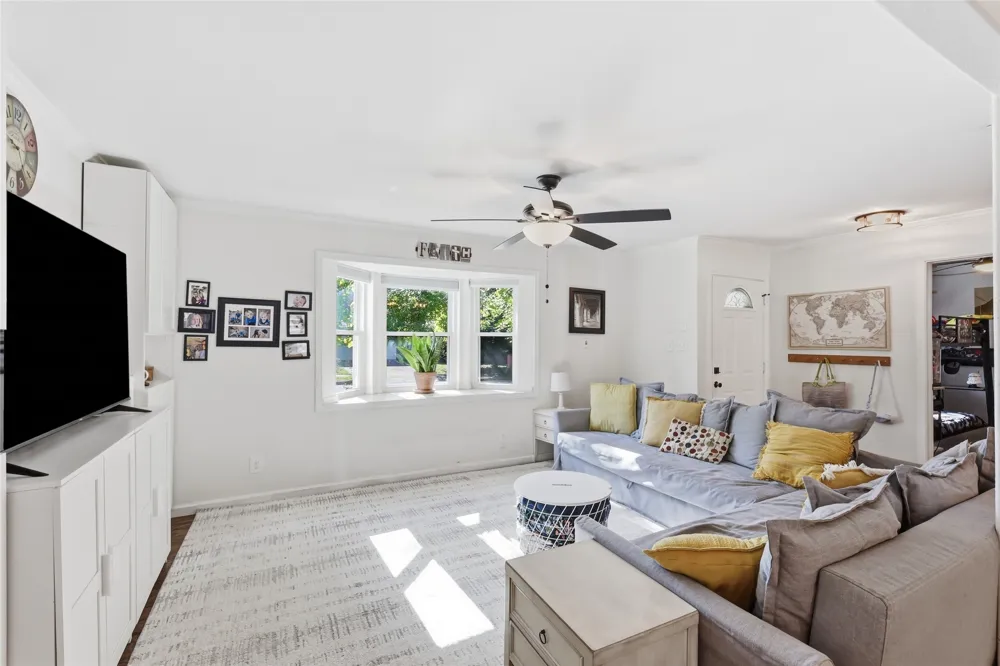 13227 Challaburton Drive Farmers Branch, TX 75234