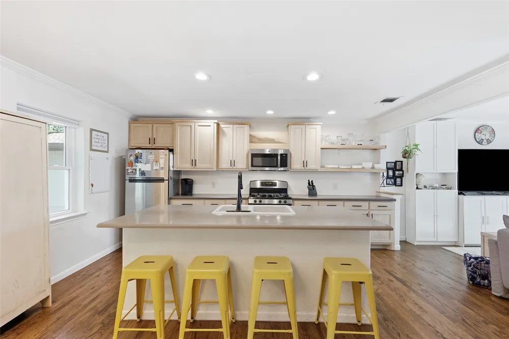 13227 Challaburton Drive Farmers Branch, TX 75234