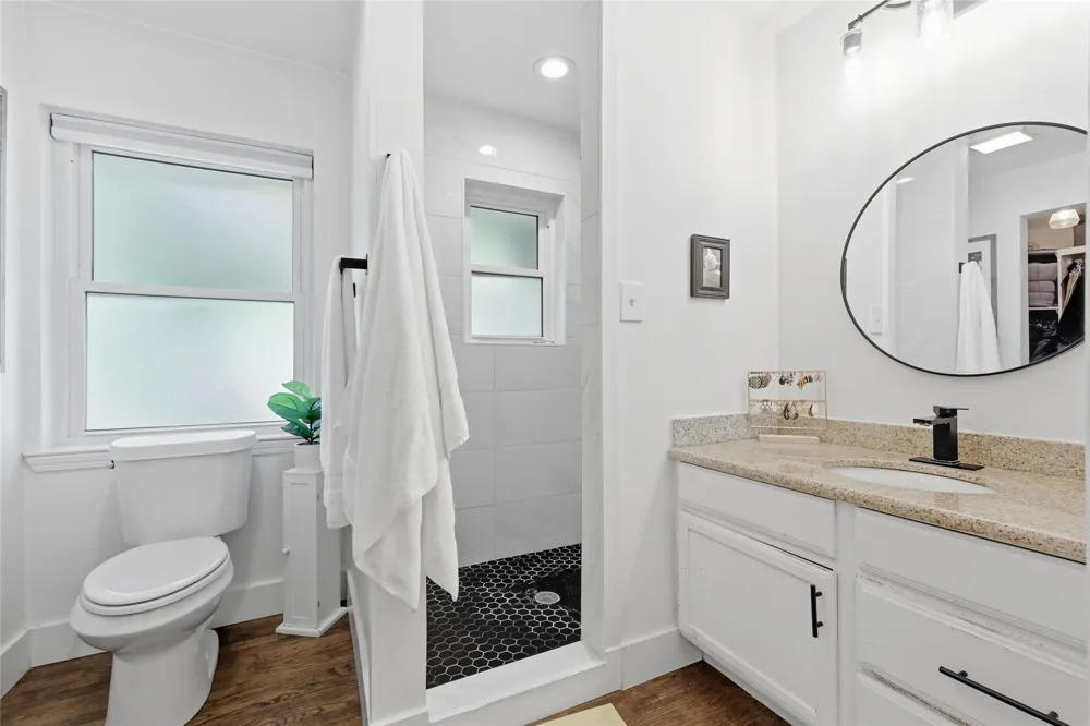 13227 Challaburton Drive Farmers Branch, TX 75234