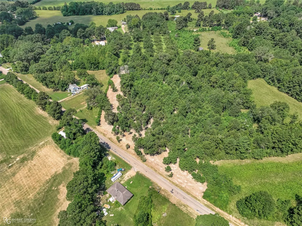 2 Percy Burns Road Springhill, LA 71075