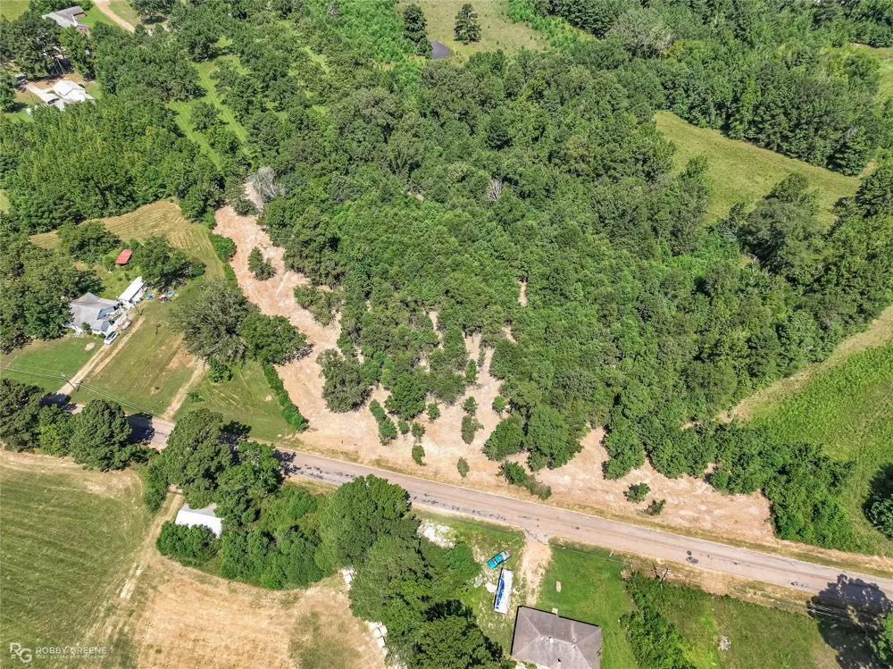 2 Percy Burns Road Springhill, LA 71075