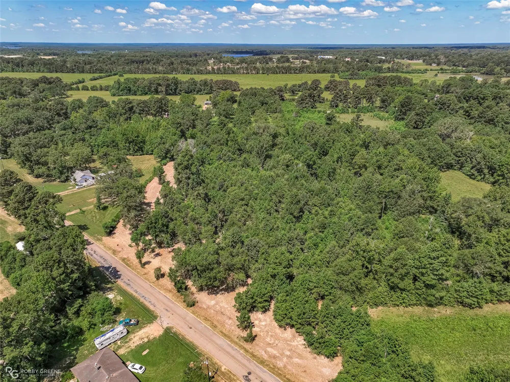 2 Percy Burns Road Springhill, LA 71075