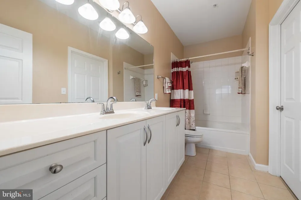 12909 CENTRE PARK CIRCLE #104 Herndon, VA 20171