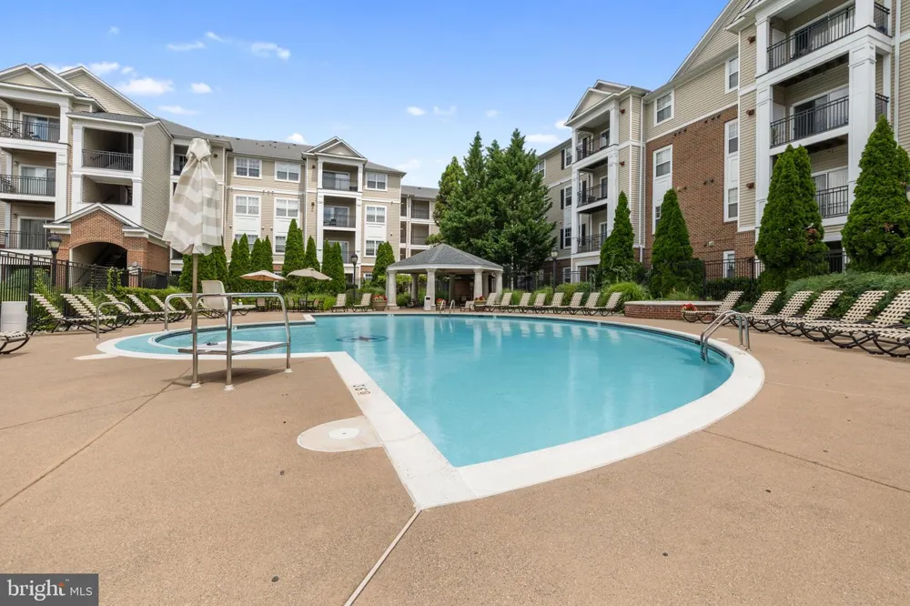 12909 CENTRE PARK CIRCLE #104 Herndon, VA 20171