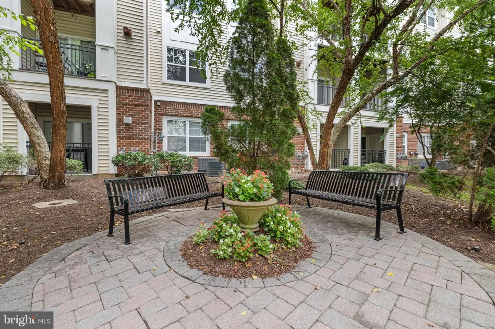 12909 CENTRE PARK CIRCLE #104 Herndon, VA 20171