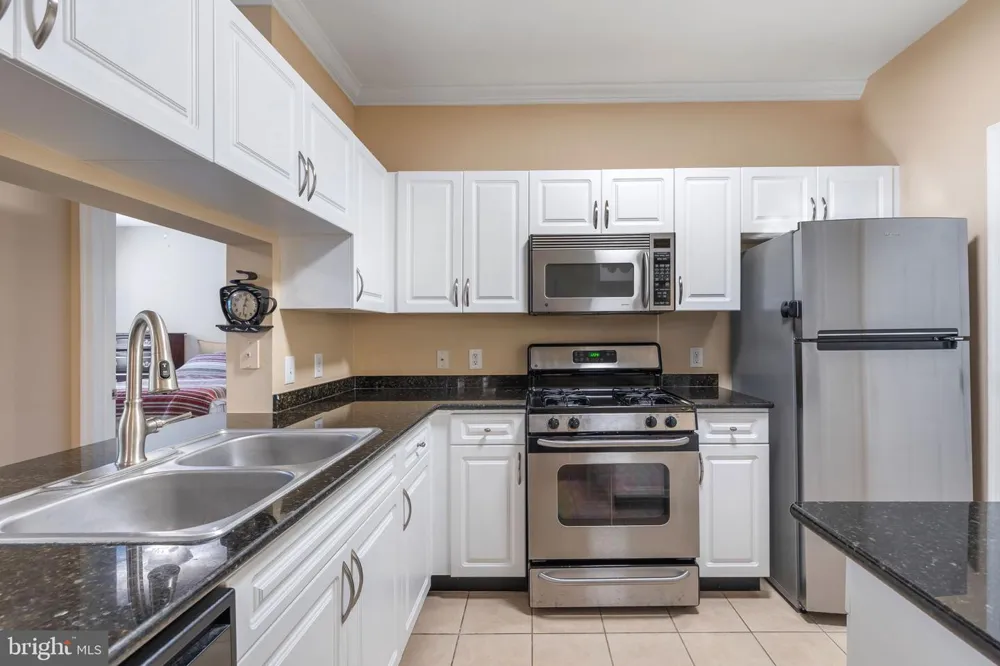 12909 CENTRE PARK CIRCLE #104 Herndon, VA 20171