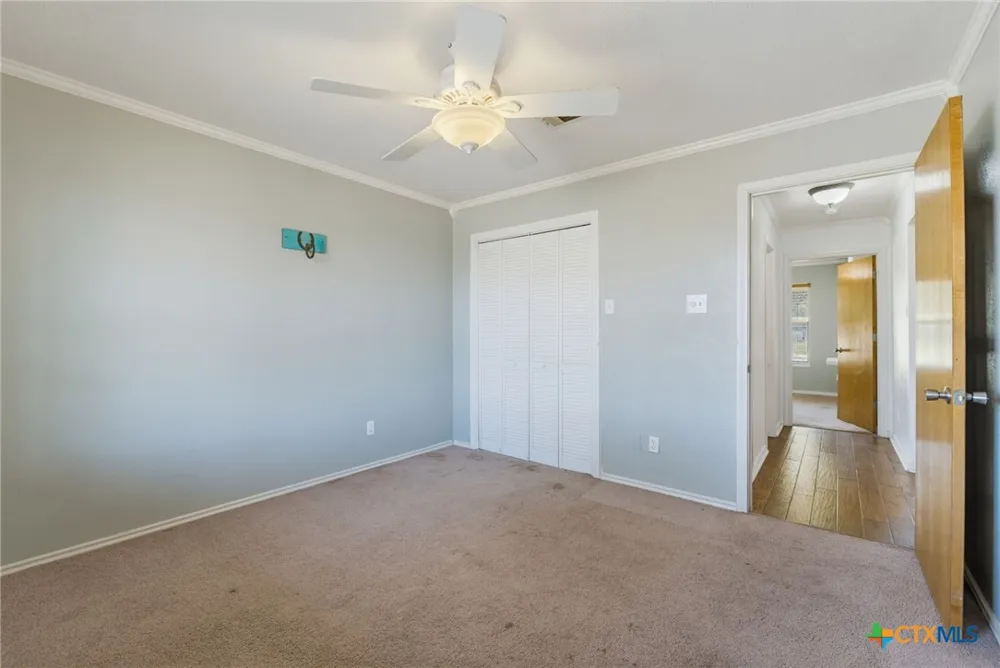 10072 State Highway 36 Jonesboro, TX 76538
