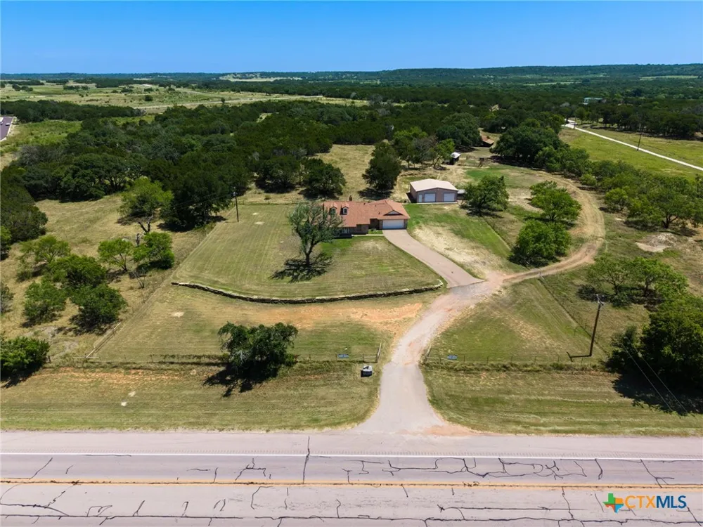 10072 State Highway 36 Jonesboro, TX 76538