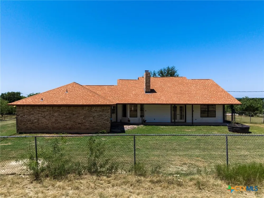 10072 State Highway 36 Jonesboro, TX 76538
