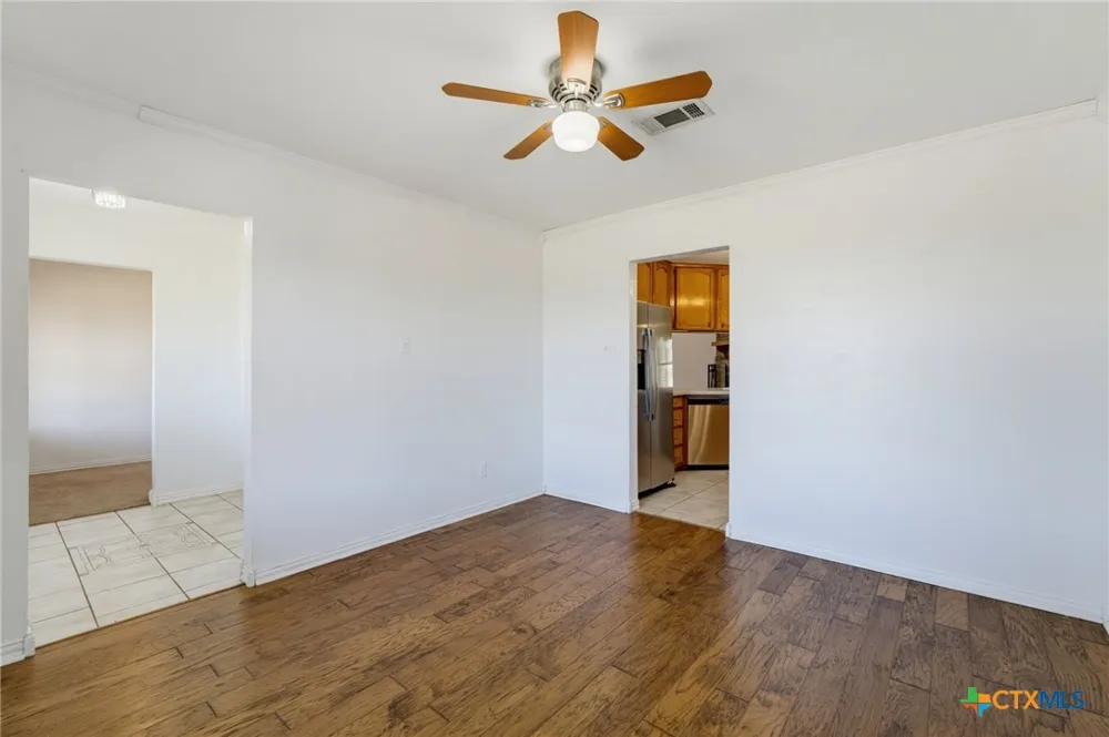 10072 State Highway 36 Jonesboro, TX 76538