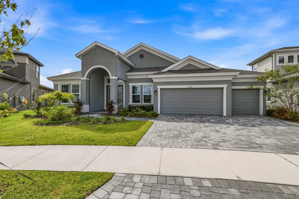 5254 WOLF CREEK DRIVE Apollo Beach, FL 33572