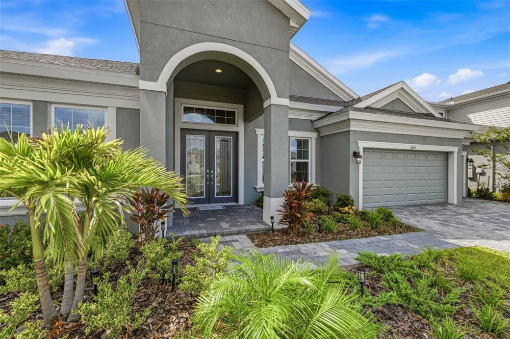 5254 WOLF CREEK DRIVE Apollo Beach, FL 33572