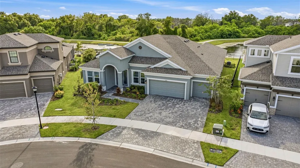 5254 WOLF CREEK DRIVE Apollo Beach, FL 33572
