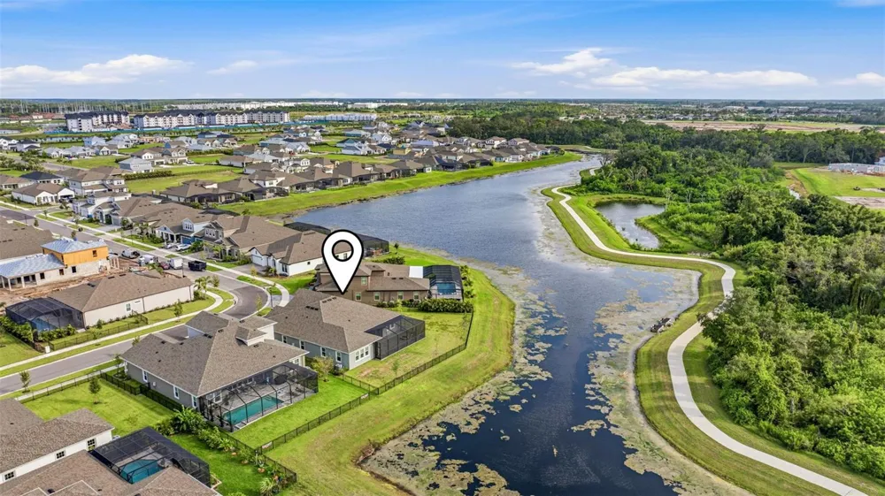 5254 WOLF CREEK DRIVE Apollo Beach, FL 33572
