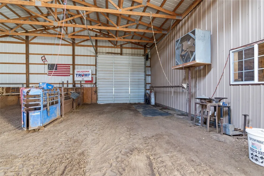 2096 E 168th Street Skiatook, OK 74070