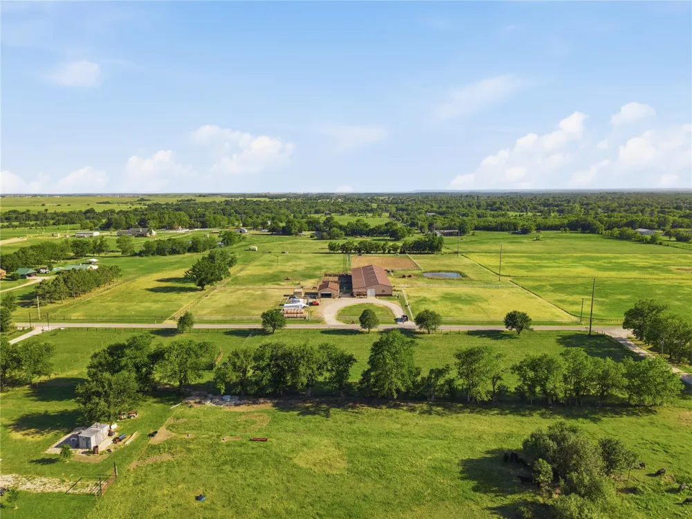 2096 E 168th Street Skiatook, OK 74070
