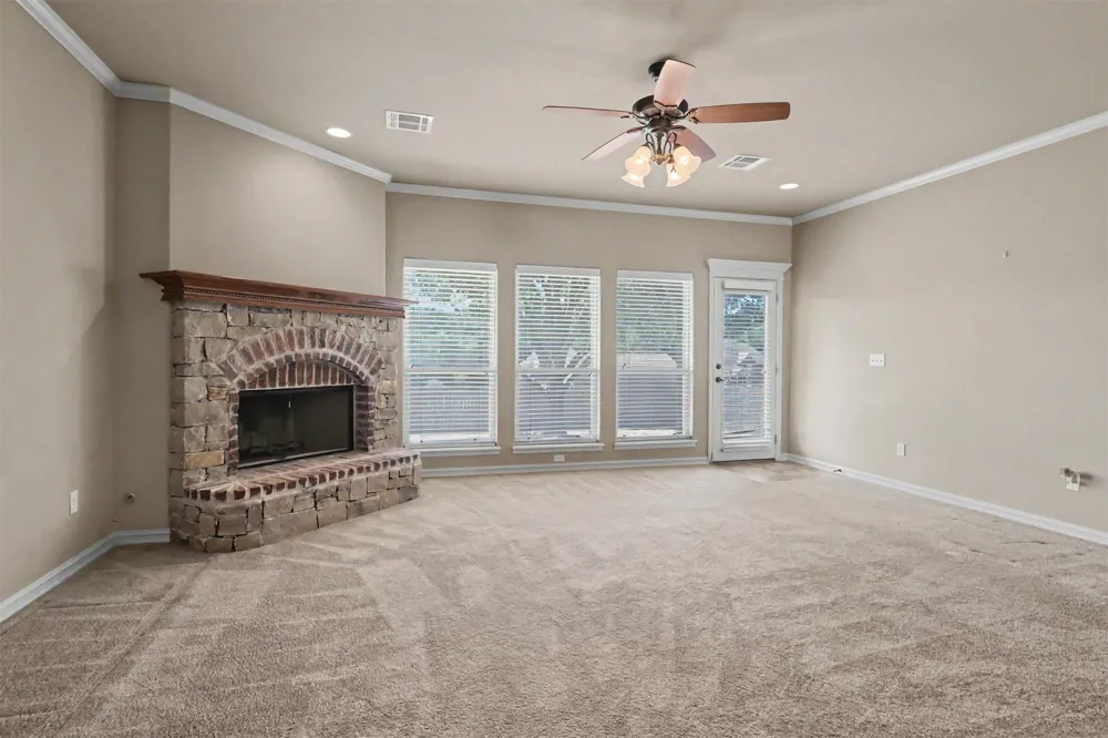 810 S Tallchief Avenue Skiatook, OK 74070