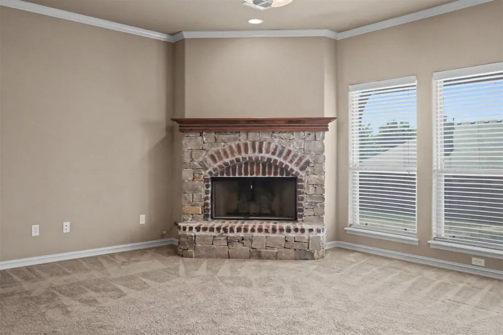 810 S Tallchief Avenue Skiatook, OK 74070