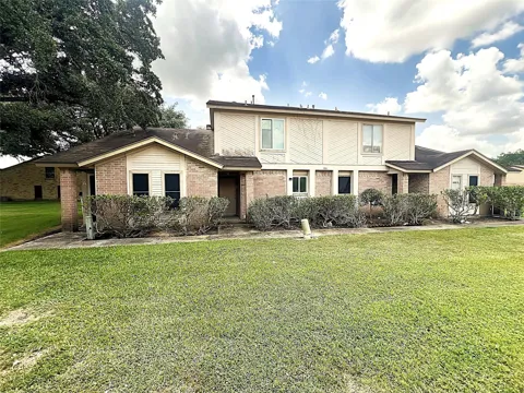 1911 Country Village Boulevard #B