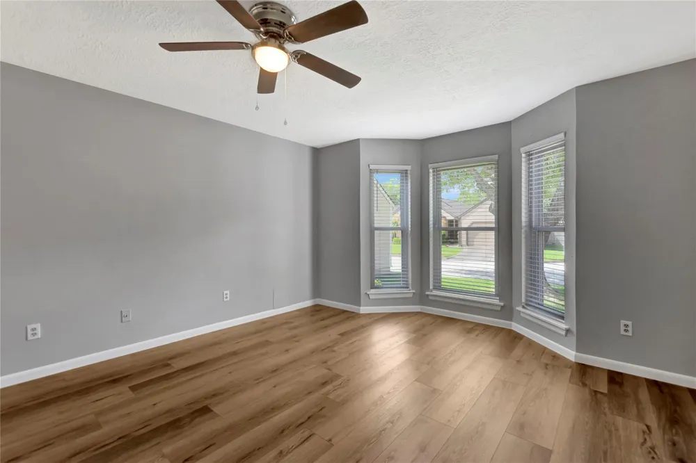 16707 Ashmoor Court Houston, TX 77058
