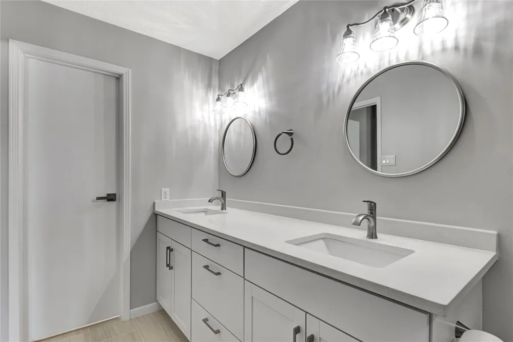 16707 Ashmoor Court Houston, TX 77058