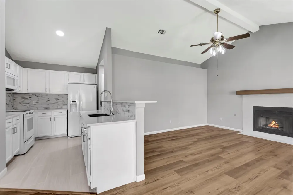 16707 Ashmoor Court Houston, TX 77058