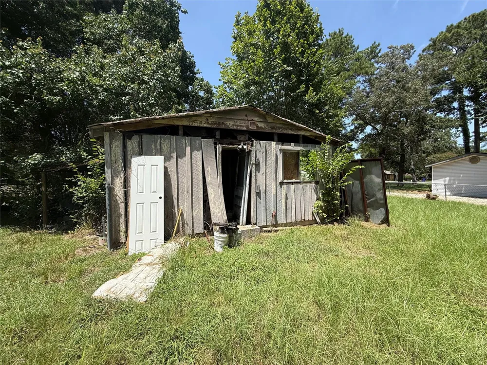 1 Easy Street Magnolia, TX 77355