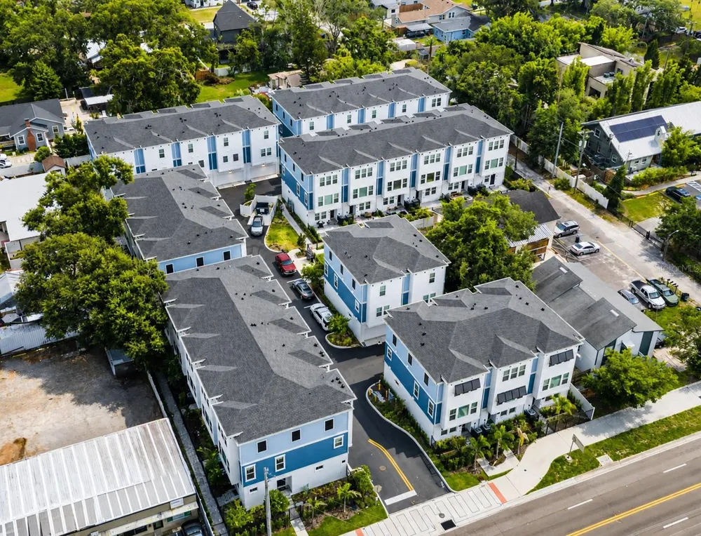 6605 NEBRASKA AVENUE #28 Tampa, FL 33604
