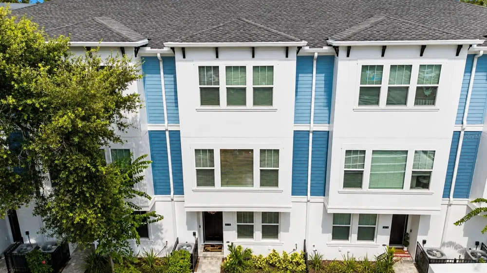 6605 NEBRASKA AVENUE #28 Tampa, FL 33604