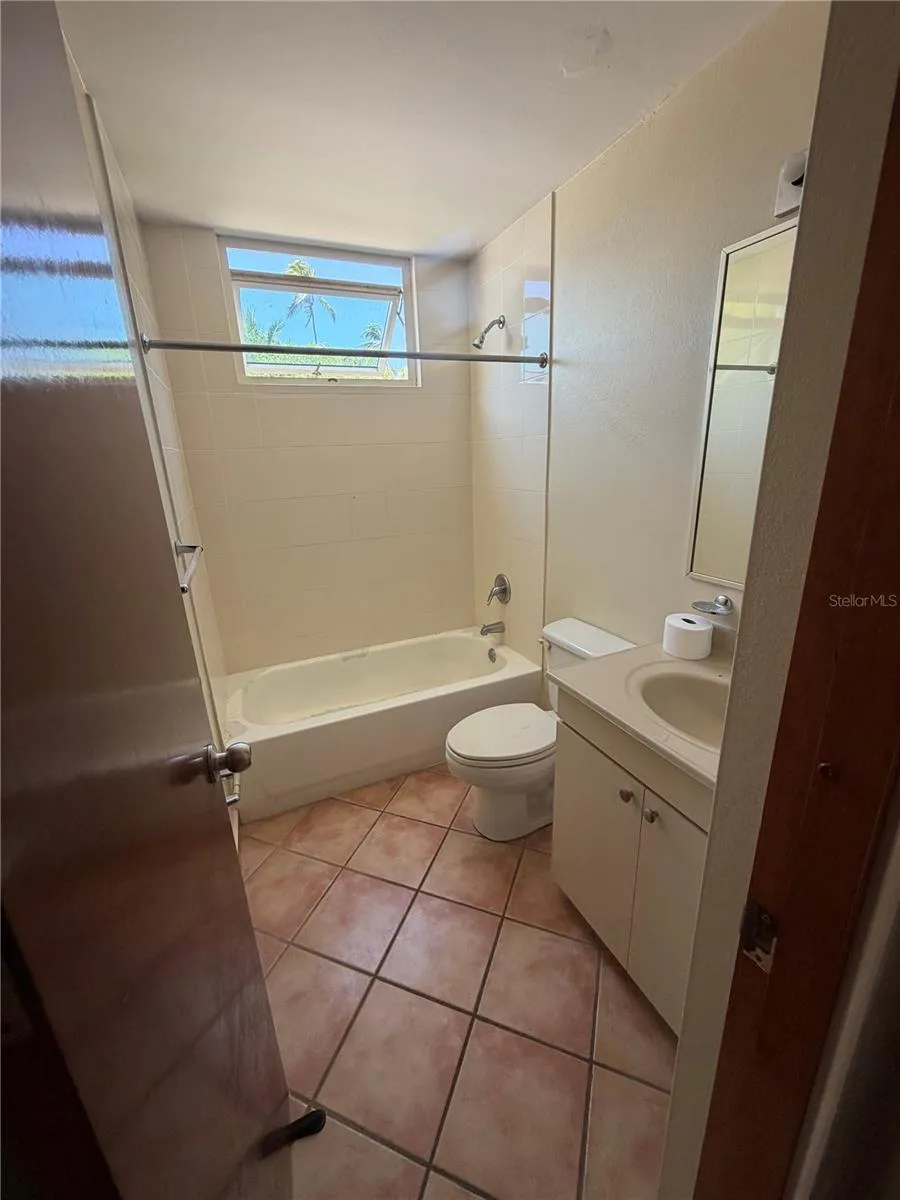 6690 COND. COVE BY THE SEA Vega Alta, PR 00692