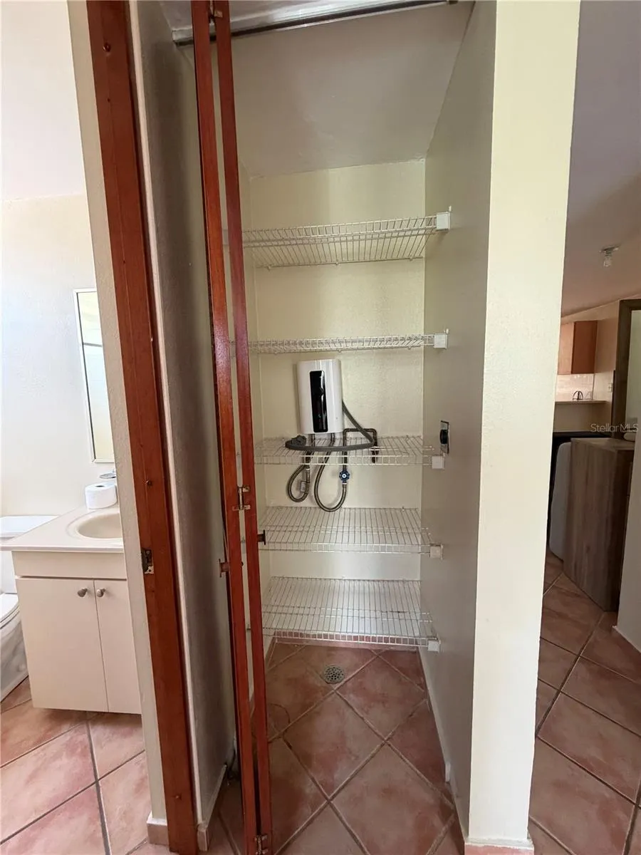 6690 COND. COVE BY THE SEA Vega Alta, PR 00692