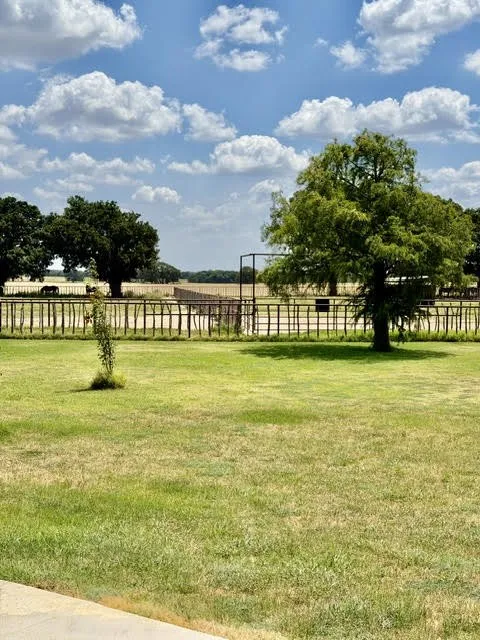 5026 Upper Montague Road Bowie, TX 76230
