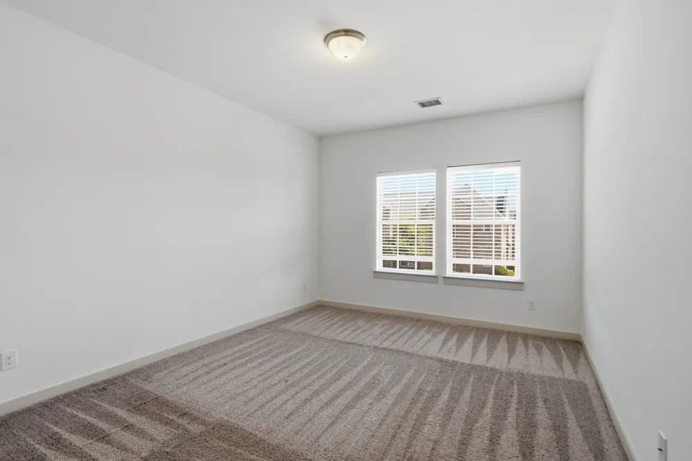 2221 Lasso Lane Carrollton, TX 75010