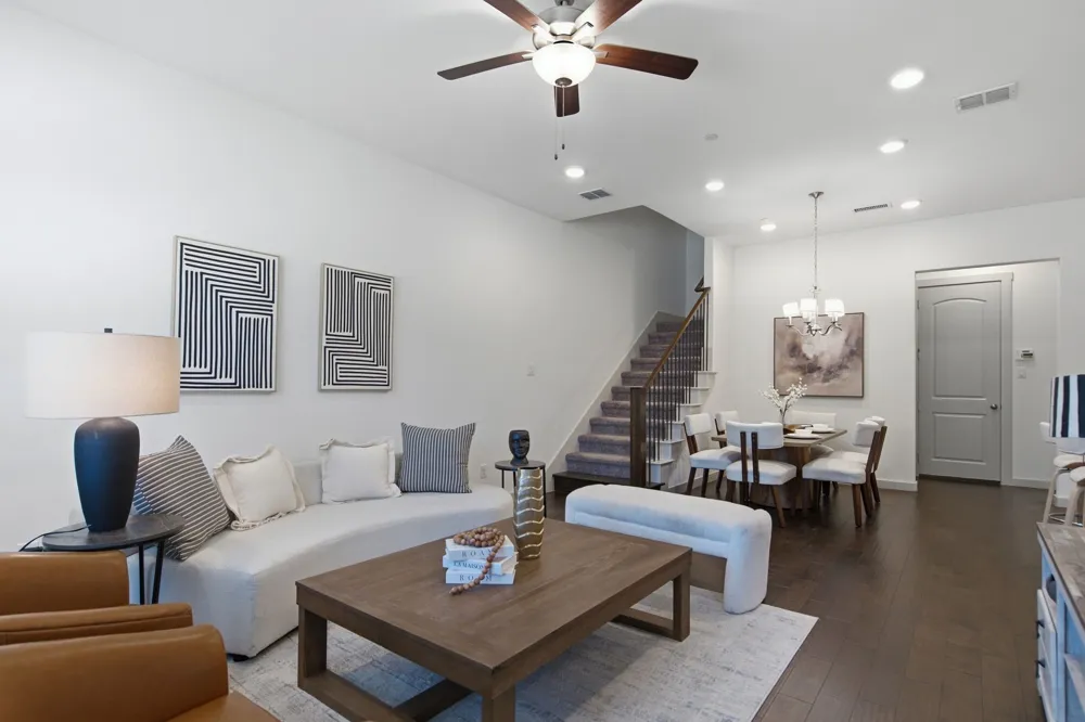 2221 Lasso Lane Carrollton, TX 75010