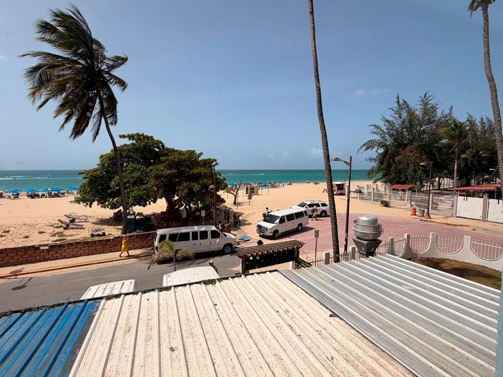 Ave Isla Verde RACQUET CLUB #2 Carolina, PR 00979